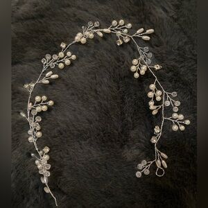 Silver Pearl and Gem 16” Bridal Hair Accessory